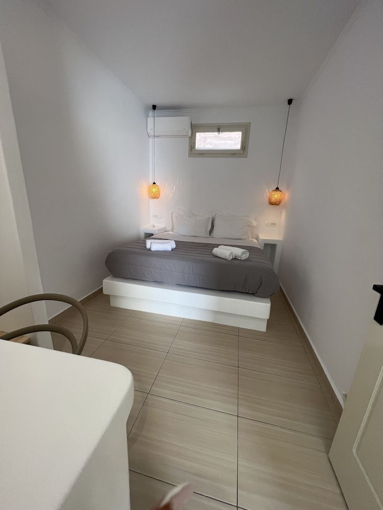 undefined Black Rock villas 9