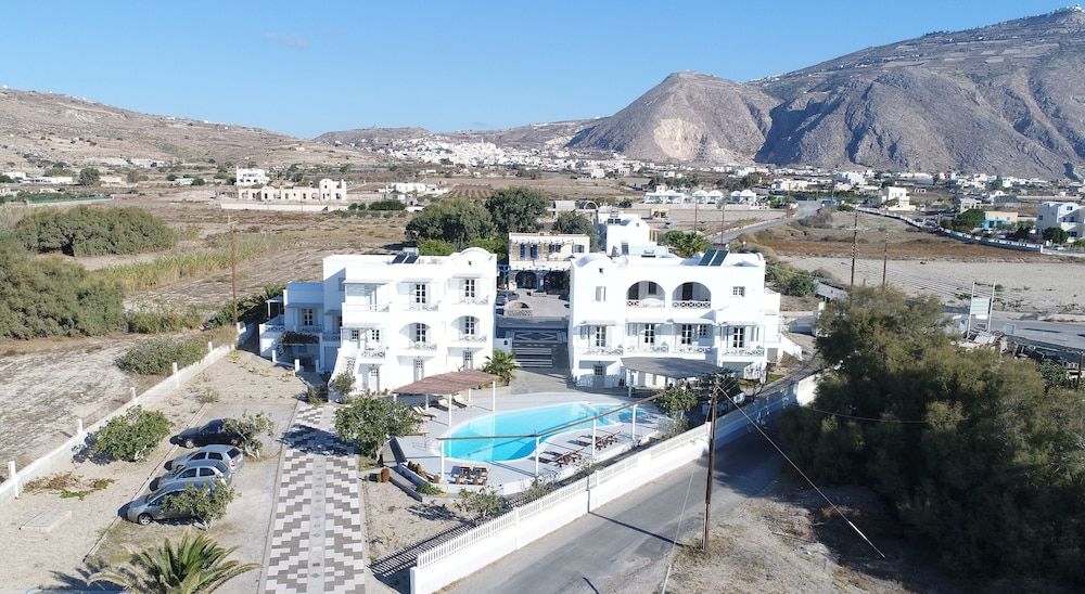 undefined Nostos Studio 9