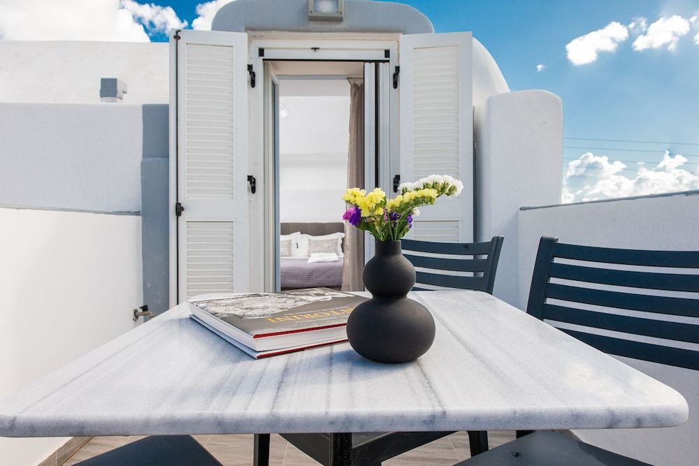 undefined Golden Comfort Suites 4