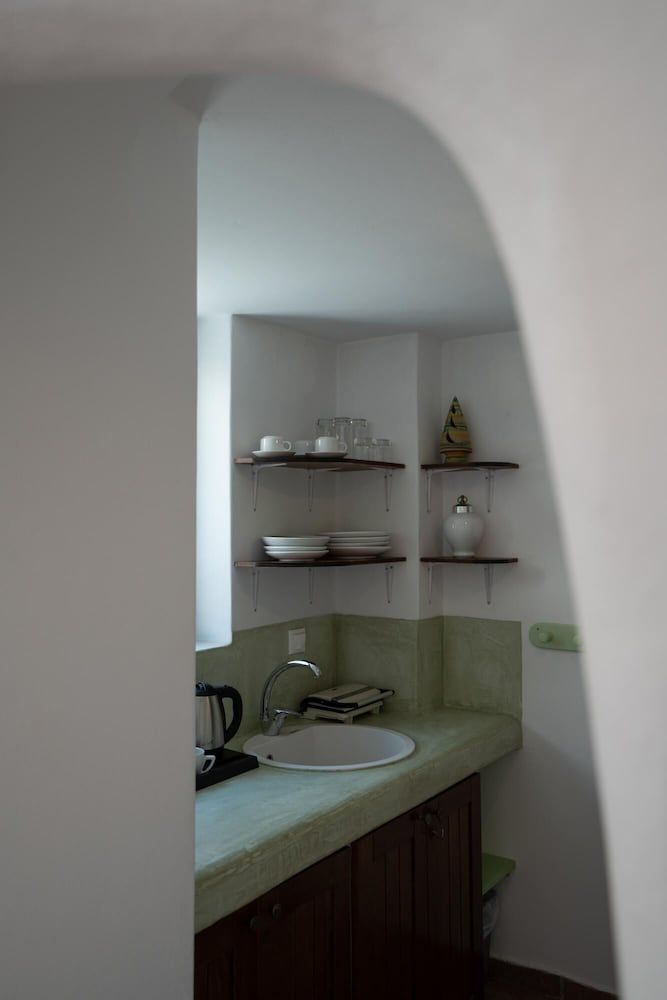undefined Madame Kalitsi-erato Room 7