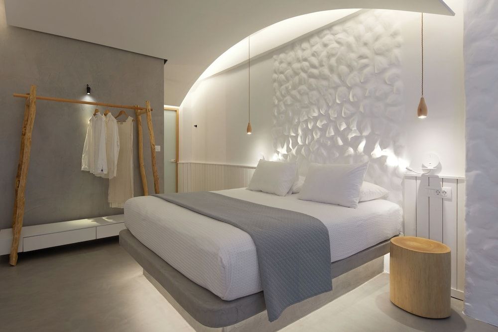 Aisio Suite, Private Heated Pool