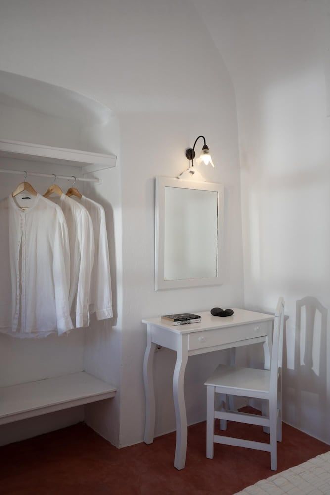 undefined Madame Kalitsi-ioli Standard Room 4