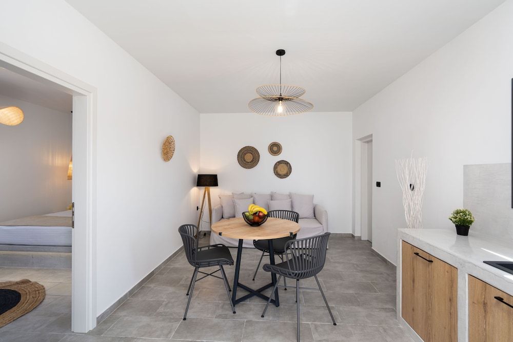 Almira Luxury Suites Suite, 1 Bedroom (Aithra) 10