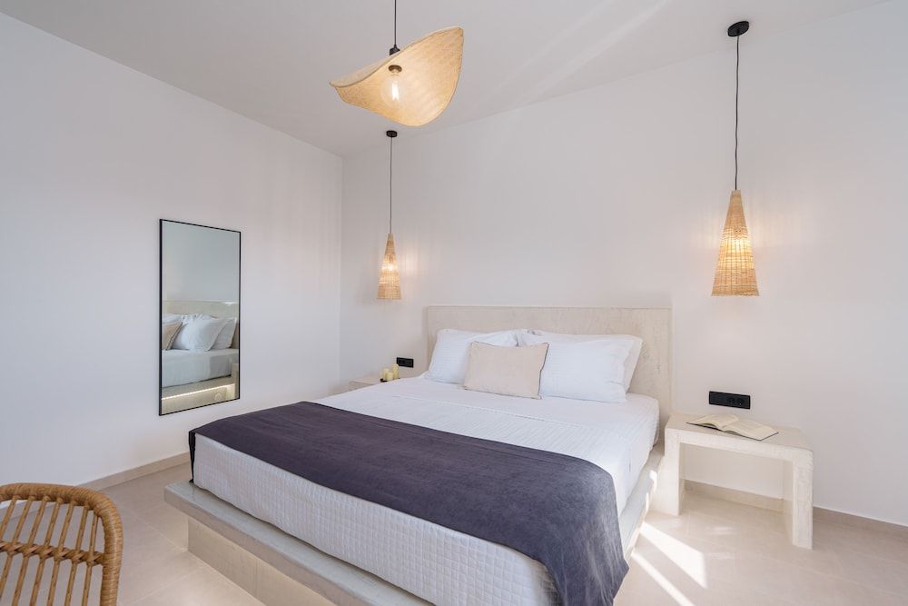 Almira Luxury Suites Suite, 1 Bedroom (Avra) 3