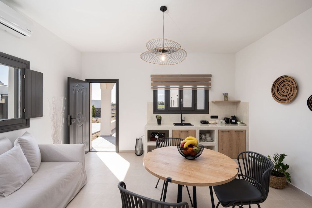 Almira Luxury Suites Suite, 1 Bedroom (Avra) 12