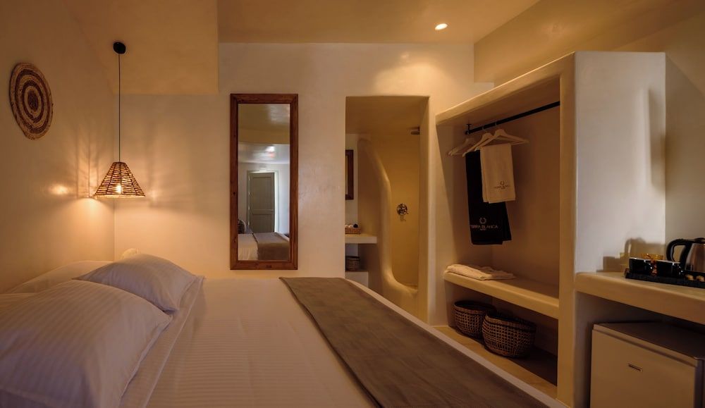 Terra Blanca Suites Deluxe Triple Room 6