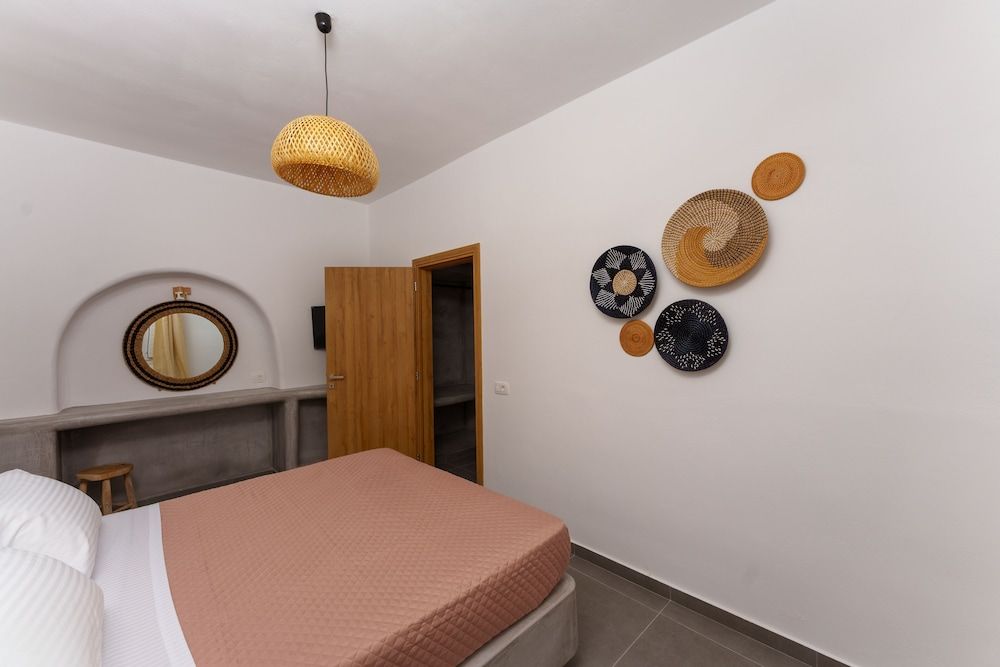 Zaitun Luxury suites-Adults Only Superior Double Room 6