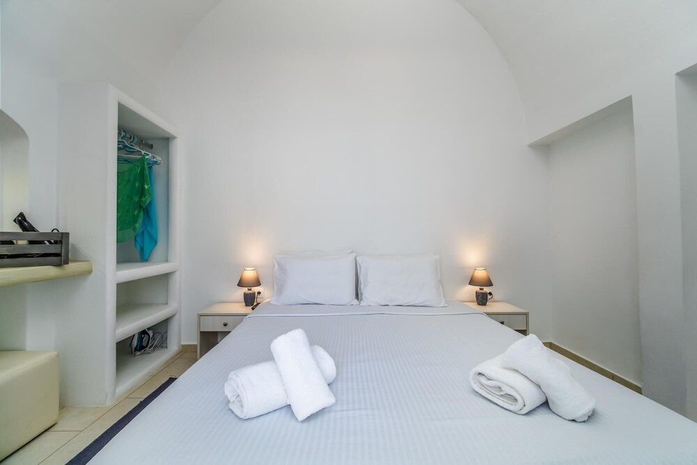 Casa Maritina Private Villa With Jacuzzi Apartment, Smoking 10