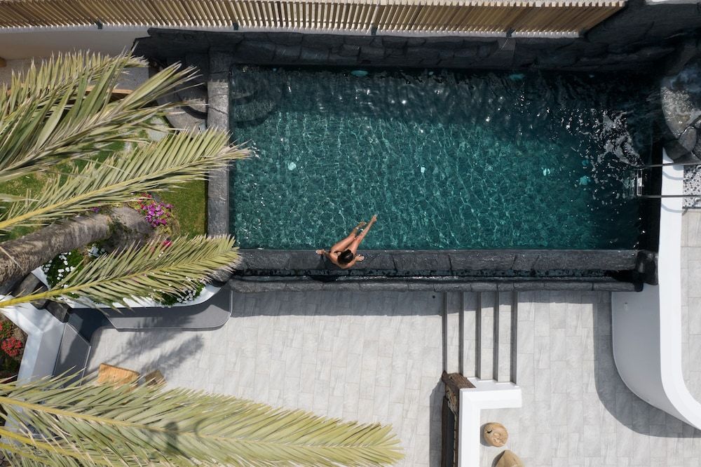 undefined Occhio Villas Santorini 5