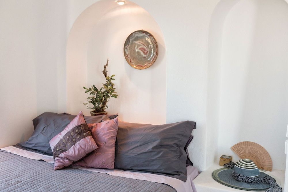 Sleeps8-parking-garden-pool-sunsets-barbeque Villa 16