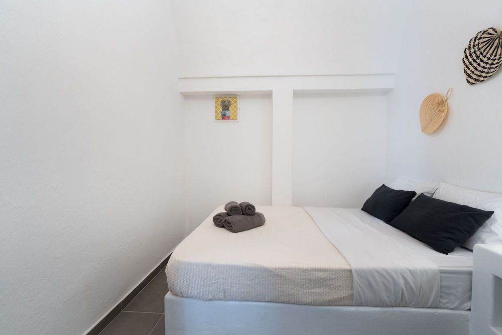 undefined Villa Tholos with Private Jacuzzi 9