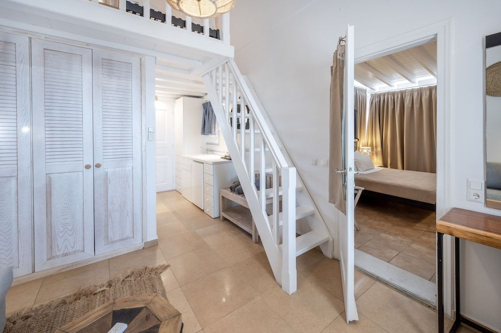 Villa with private pool (4+0)