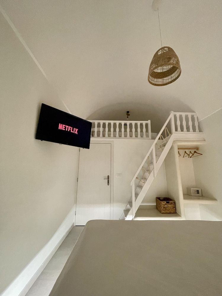 undefined Seaclusion 5