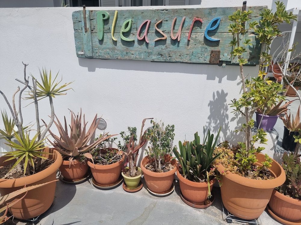 undefined Cycladic Pleasure Houses by the Sea 6