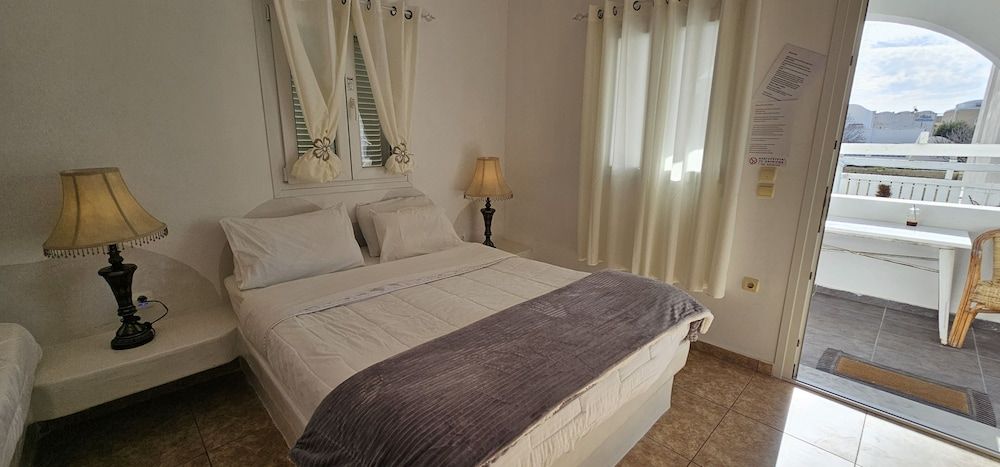 undefined Cycladic Pleasure Houses by the Sea 10