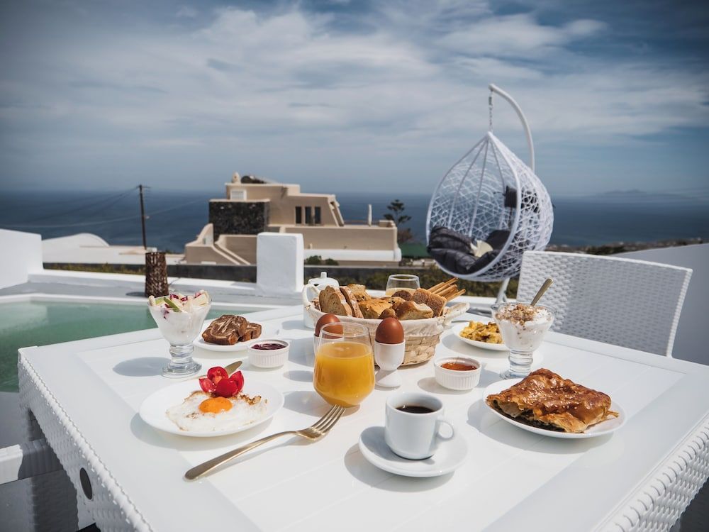 undefined Anthemis Suites 7