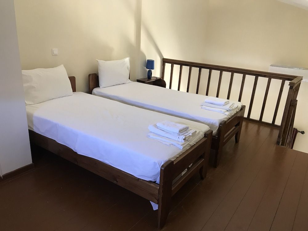 Deluxe Studio Suite