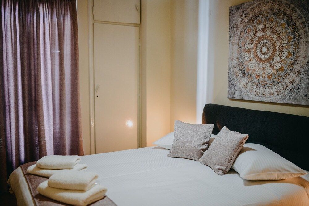 Best House Kapodistriou Psila Alonia Comfort Apartment, Multiple Beds, Kitchen 6