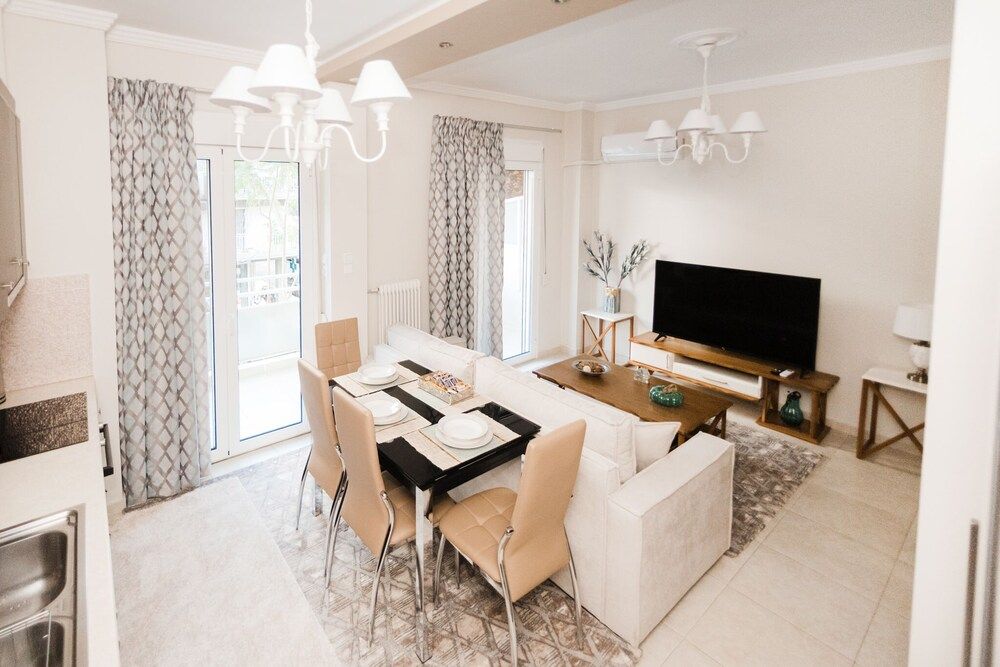 Best House Ellinos Stratiotou Ayia Patra Deluxe Apartment, Multiple Bedrooms, Kitchen, City View 16