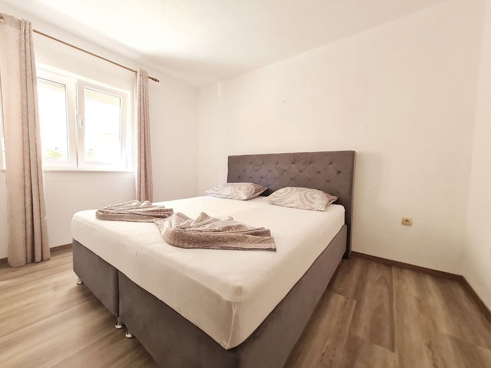 Apartment (A1)