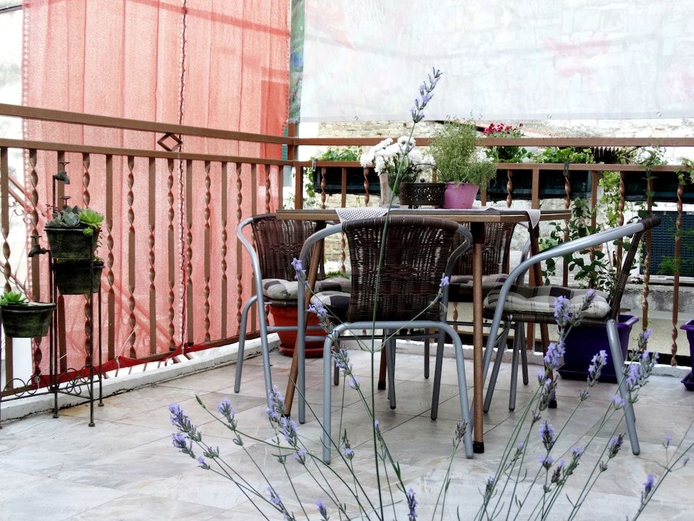 Guesthouse Marileo Deluxe Apartment, Terrace 30