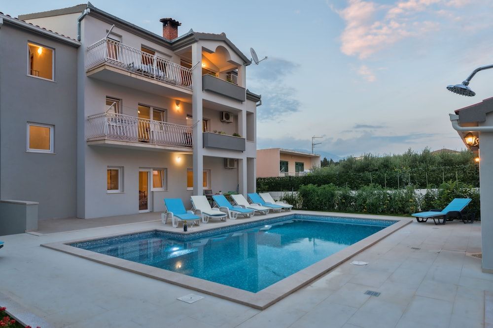 undefined Apartments Maestral 6