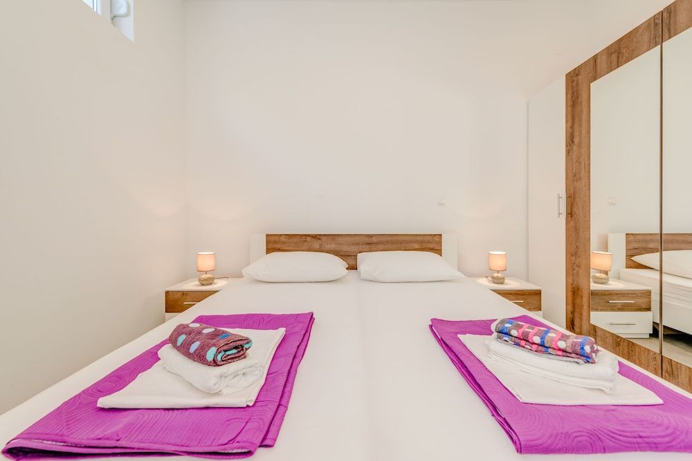 Apartments Maestral Apartment, 1 Bedroom 2