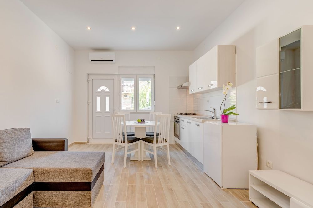 Apartments Maestral Apartment, 1 Bedroom 5