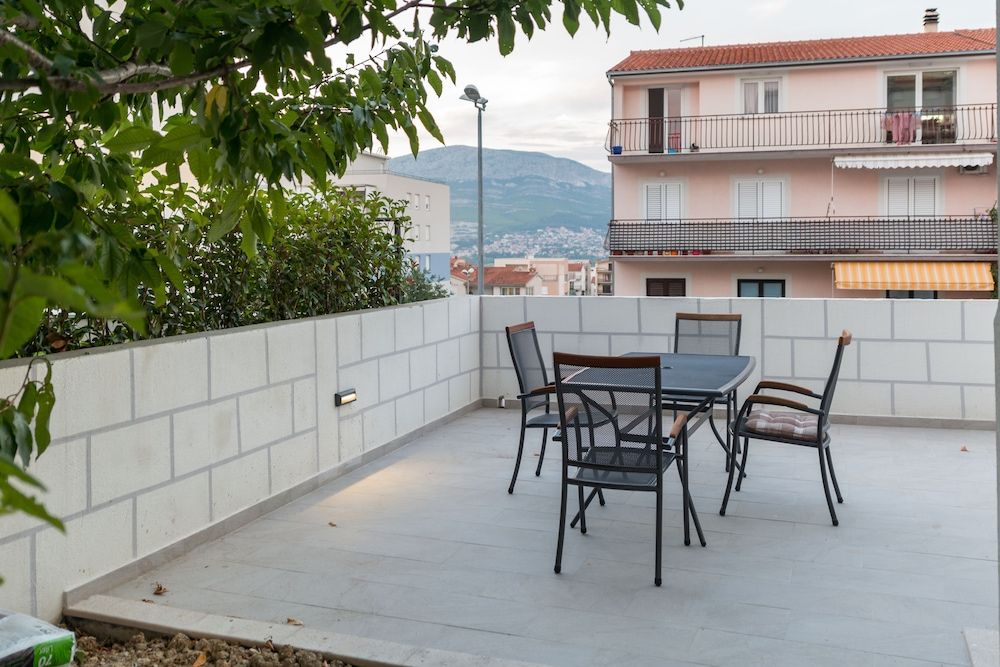 undefined Apartments Maestral 7