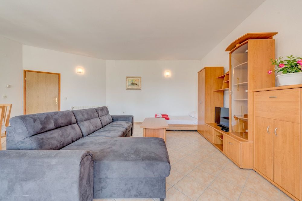 Apartments Maestral Apartment, 2 Bedrooms 7