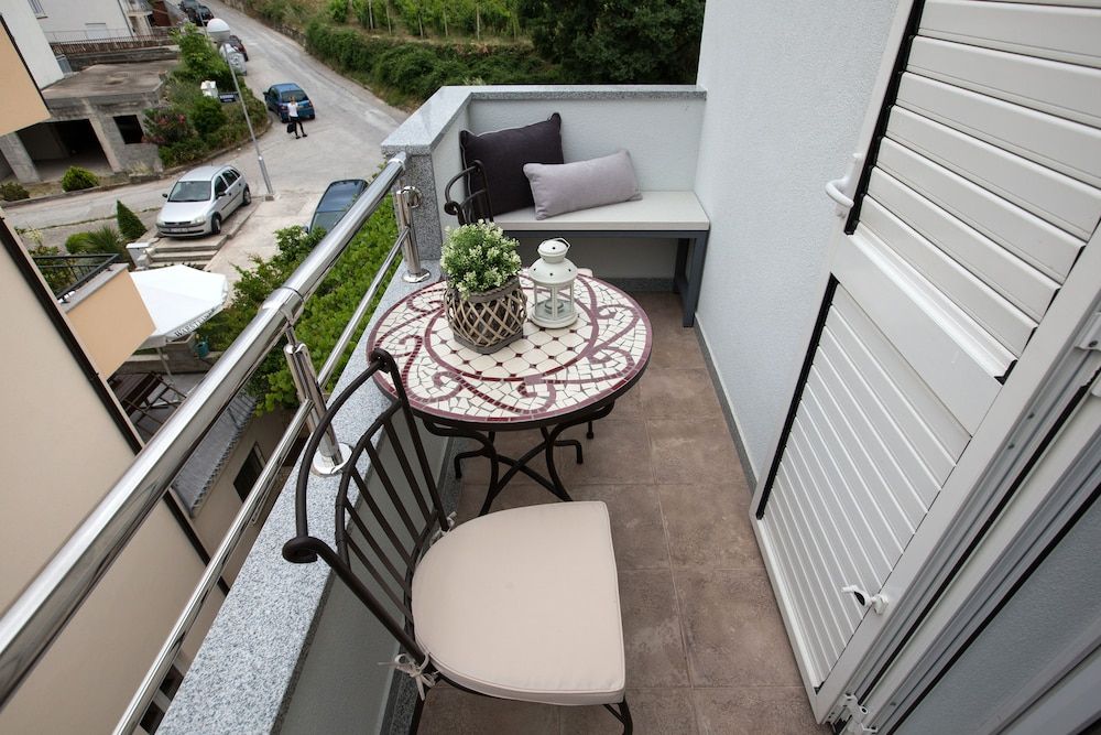 undefined Apartments Toni Relax 8