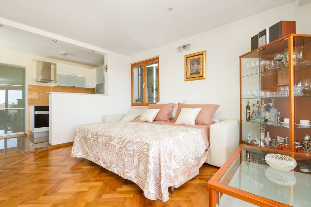 undefined Luxury Apartment Matkovic