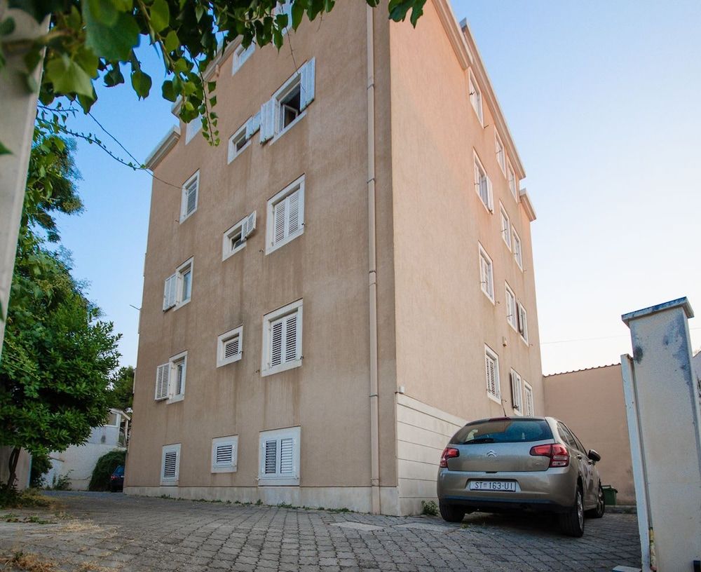 undefined Apartments Josipa 6