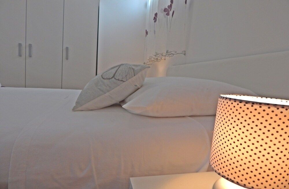 Apartments Moni Apartment, 2 Bedrooms 7