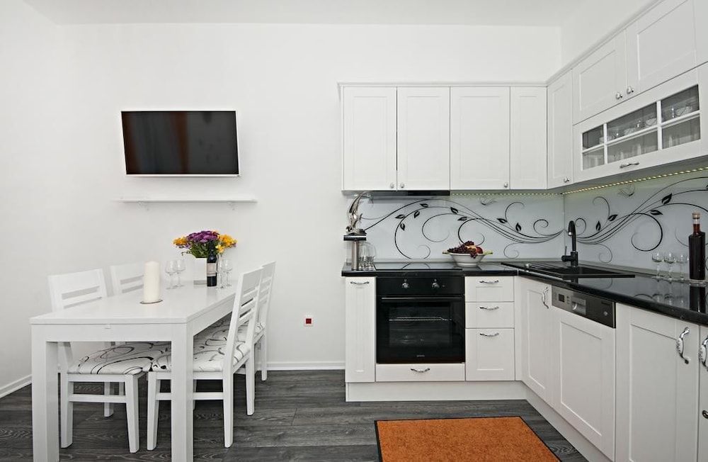 undefined Apartment Mihaela 10