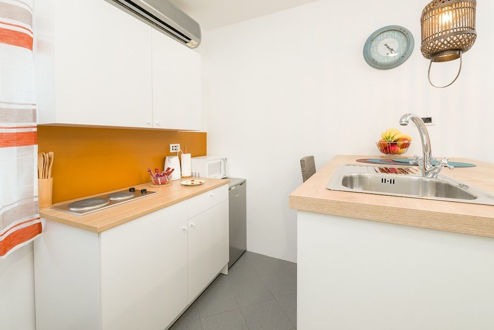 Kitchenette