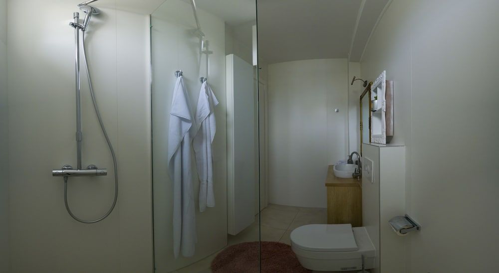 Presidential Suites Chica Cure Superior Apartment, City View 10