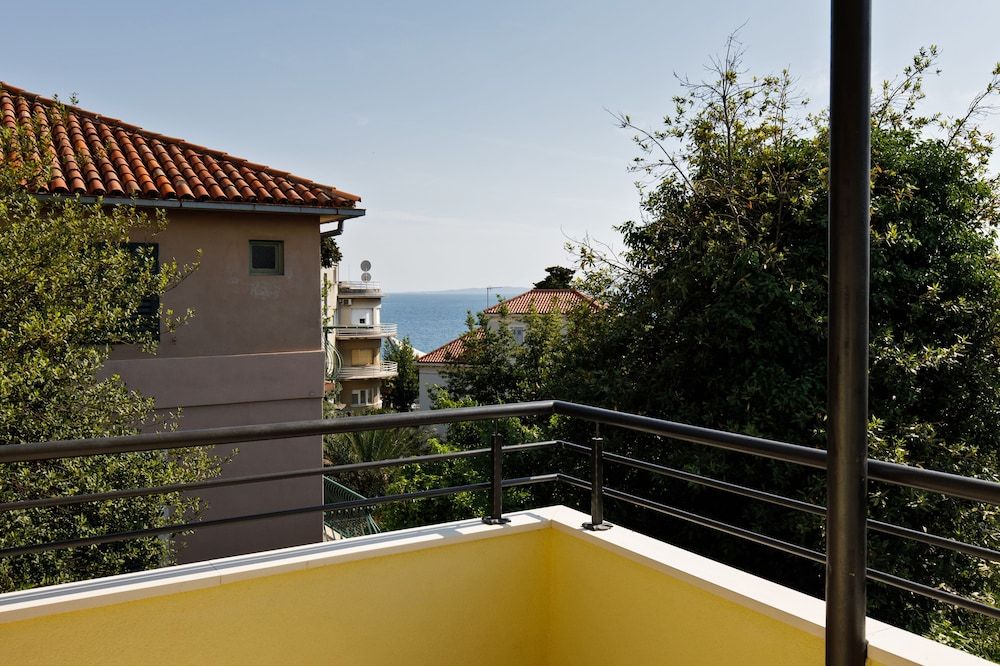 Luxury beach apartment private parking Apartment, 3 Bedrooms, Partial Ocean View 21