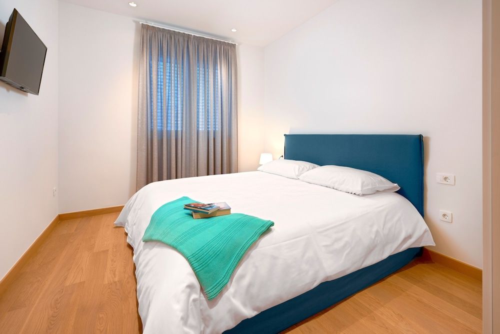 Split Luxury Collection Grand Apartment, City View 4