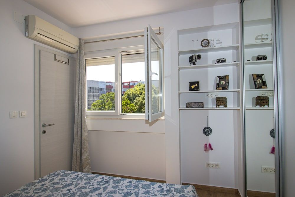 undefined Brand New Suite next to Palace & Beach 6