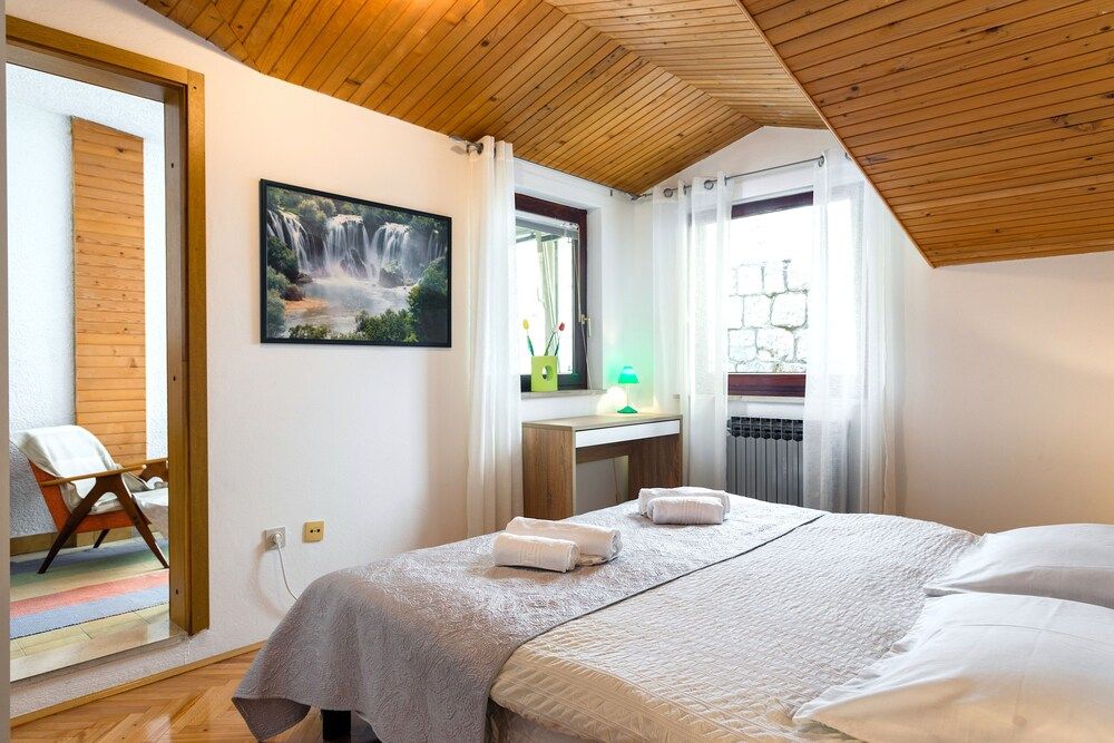 undefined Split Apartments with Hotel Service 8