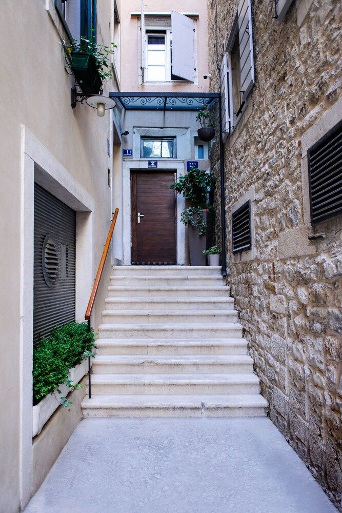 undefined Apartment Peristil Cardo 5