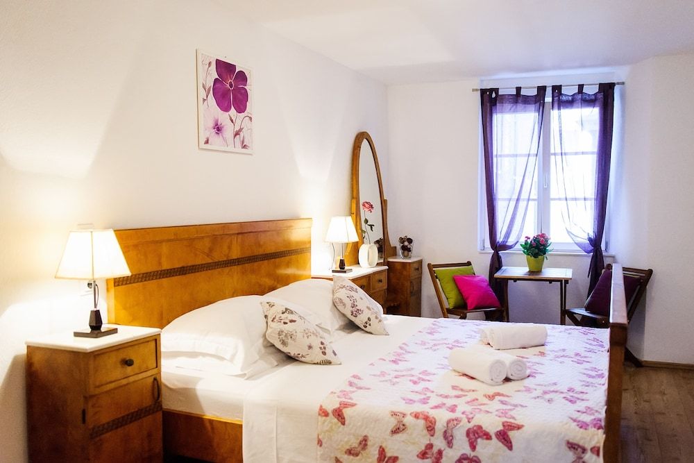 Apartment Peristil Cardo Apartment, 1 Bedroom 9