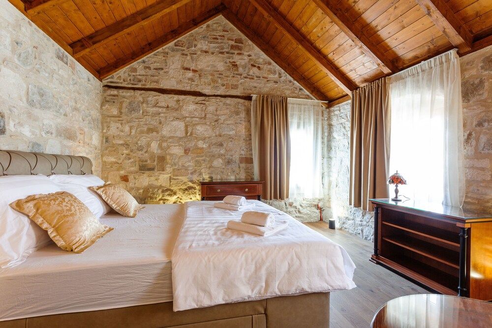 L U X E Collection Penthouse (Peristil) 9