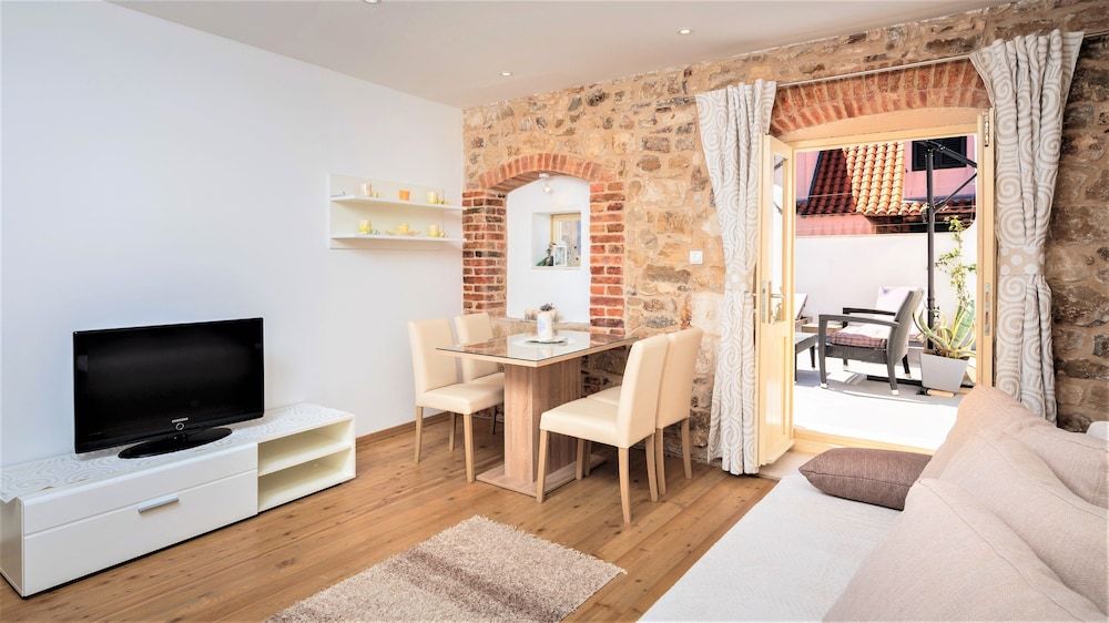 L U X E Collection Apartment, Terrace (Cindro) 13