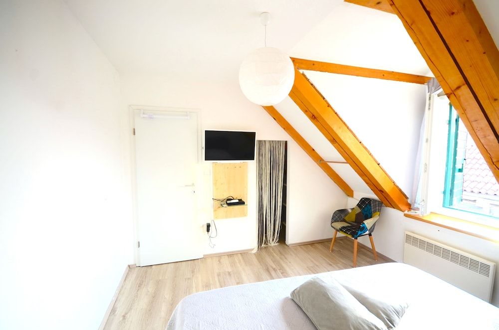 undefined L U X E Collection 9