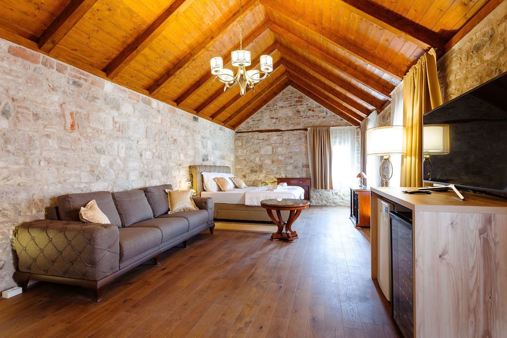 L U X E Collection Penthouse (Peristil) 10