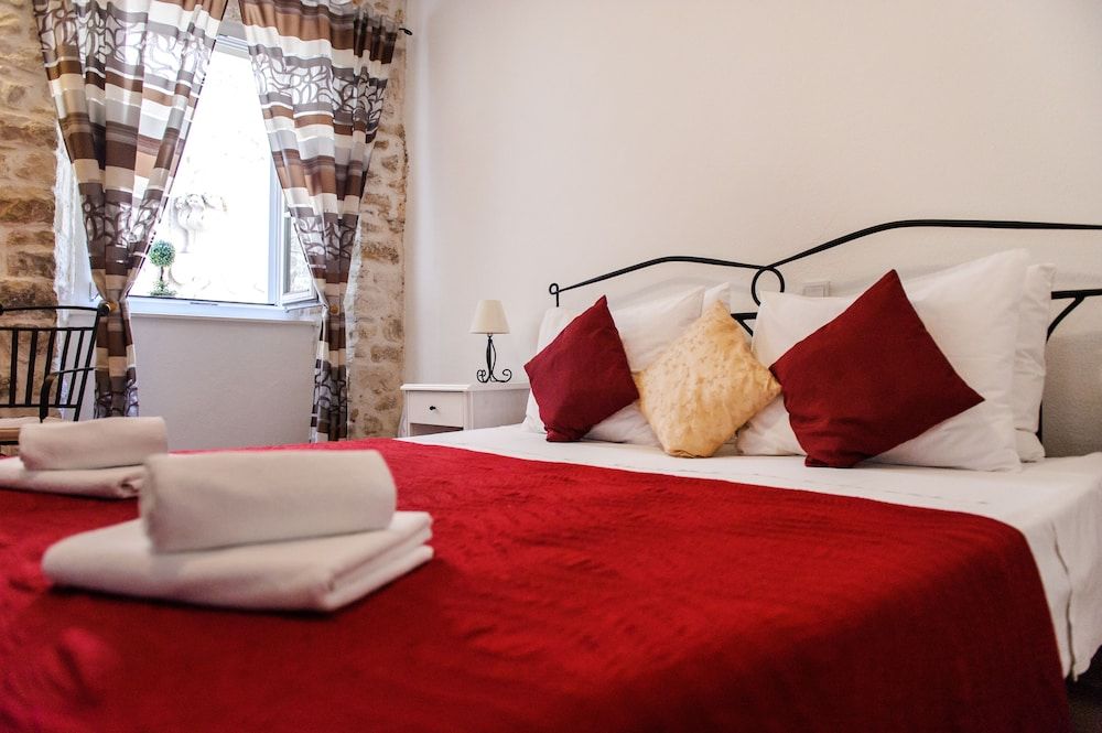 Apartment Peristil Aurea Apartment, 1 Bedroom 9