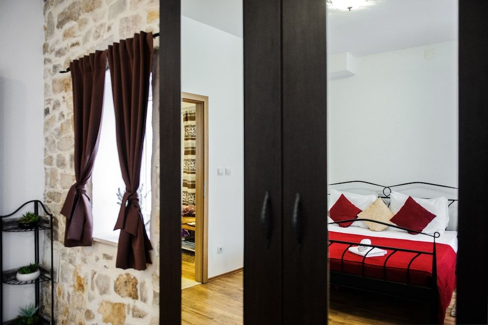 Apartment Peristil Aurea Apartment, 1 Bedroom 4