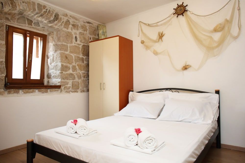 undefined Apartments Zecic